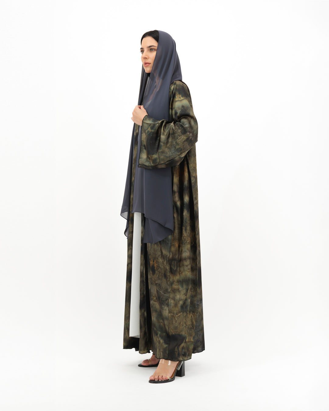 Tidied Grey Abaya