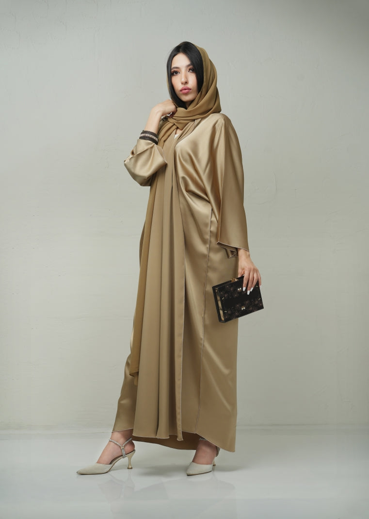 Gold Glowy Piku Edge Abaya